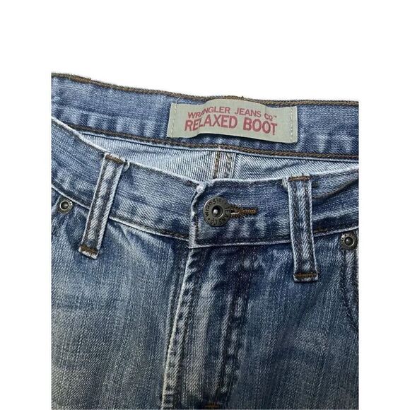 Wrangler Relaxed Boot Cut Jeans Size 34x30 - Picture 3 of 4